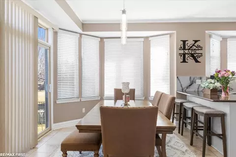 Dining - 16433 Moore Park, Macomb, MI 48044 photo 3 of 3