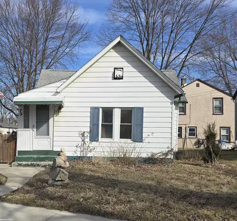 79 Rathbone, Mount Clemens, MI 48043