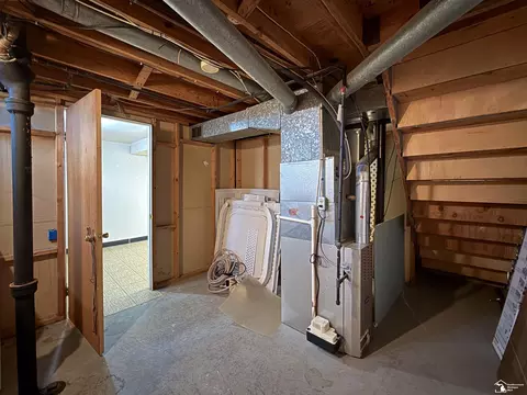 9741 Pine, Taylor, MI 48180 photo 20