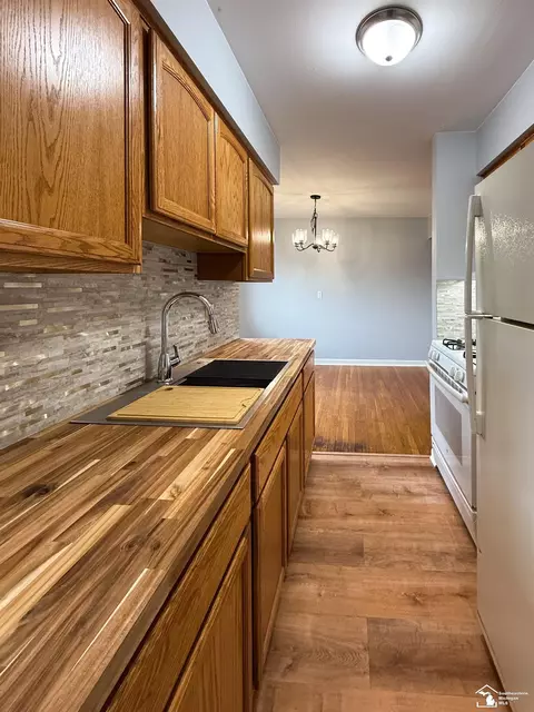 9741 Pine, Taylor, MI 48180 photo 15