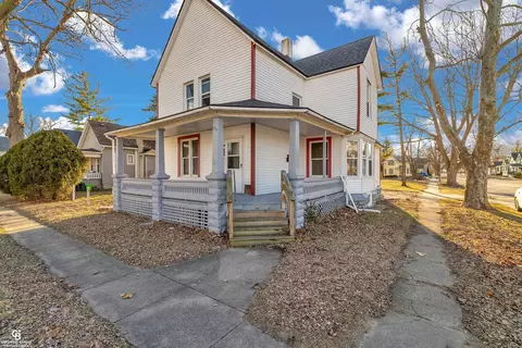927 Willow, Port Huron, MI 48060
