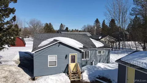 55876 Lake Linden, Laurium, MI 49913