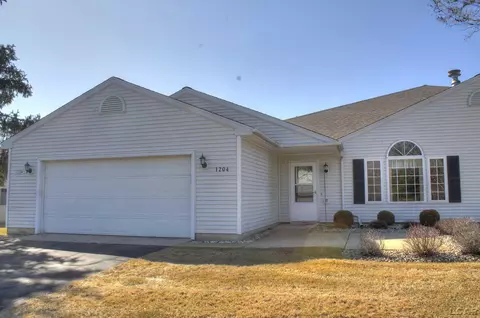 1204 Carriage, Tecumseh, MI 49286