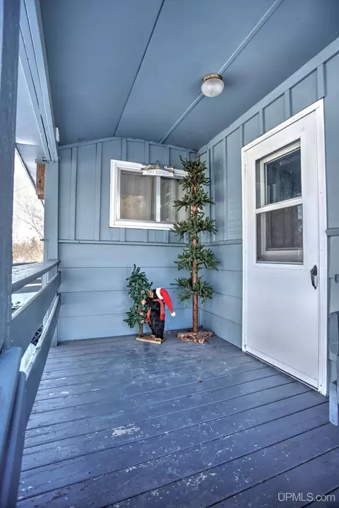 N10280 Spring, Ramsay, MI 49959 photo 4