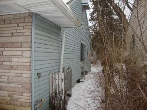 Exterior - 2516 Wisner, Flint, MI 48504 photo 2 of 5