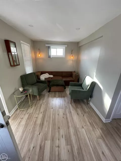 Living - 1331 E Bennett, Ferndale, MI 48220 photo 1 of 1