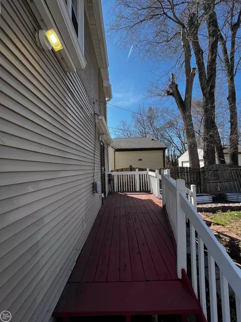 Exterior - 1331 E Bennett, Ferndale, MI 48220 photo 7 of 8