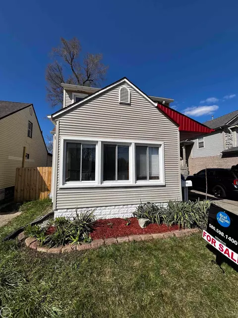 Exterior - 1331 E Bennett, Ferndale, MI 48220 photo 2 of 8
