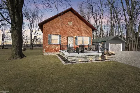 13340 Ida W, Petersburg, MI 49270