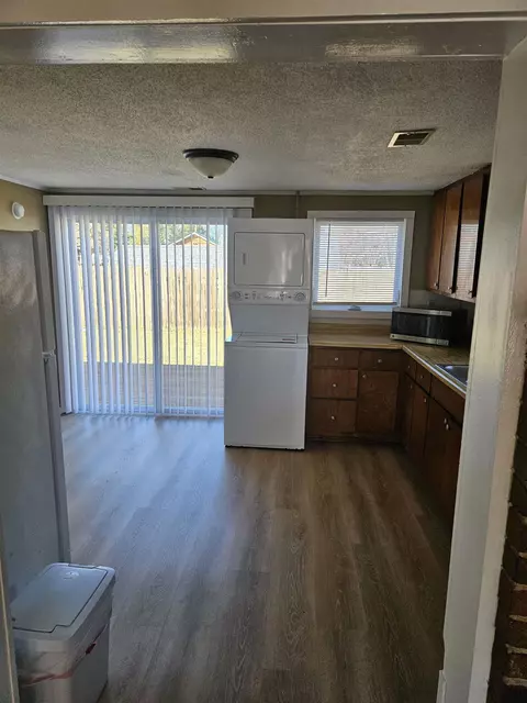 Kitchen - 4193 E Oakley, Harrison, MI 48625 photo 3 of 5