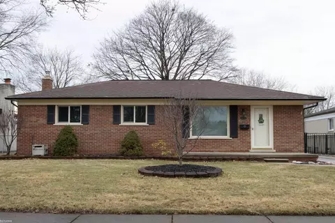 40775 Regency, Sterling Heights, MI 48313