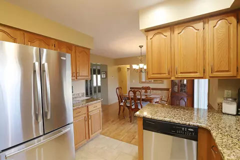 6280 River, Flushing, MI 48433 photo 11