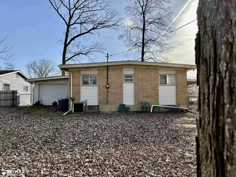 Exterior - 2068 Cambrian, Flint, MI 48532 photo 2 of 2
