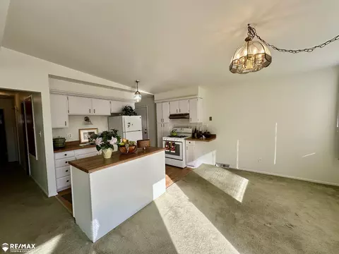 Kitchen - 2068 Cambrian, Flint, MI 48532 photo 5 of 5