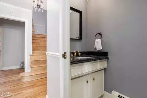 Entry Way - 498 Saint Clair, Grosse Pointe, MI 48230 photo 3 of 5