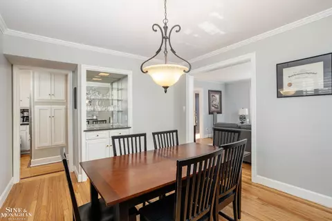 Dining - 498 Saint Clair, Grosse Pointe, MI 48230 photo 2 of 2