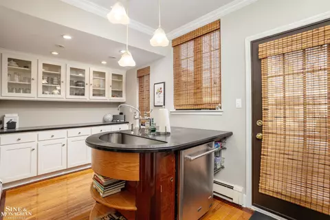 Kitchen - 498 Saint Clair, Grosse Pointe, MI 48230 photo 2 of 2