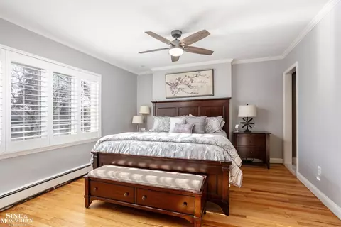 Bedroom - 498 Saint Clair, Grosse Pointe, MI 48230 photo 3 of 4
