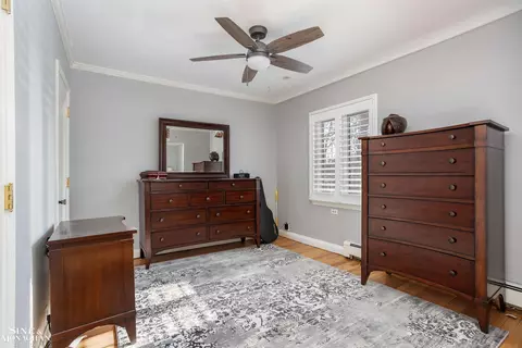 Bedroom - 498 Saint Clair, Grosse Pointe, MI 48230 photo 2 of 4