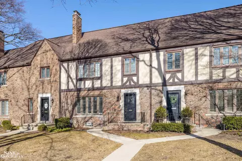 Exterior - 498 Saint Clair, Grosse Pointe, MI 48230 photo 7 of 8