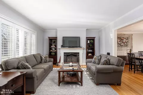 Living - 498 Saint Clair, Grosse Pointe, MI 48230 photo 1 of 2