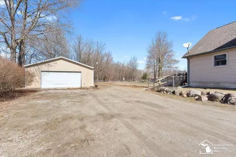 30000 Prescott, Romulus, MI 48174 photo 4