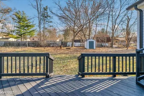 Exterior - 5042 E Stanley, Flint, MI 48506 photo 5 of 10