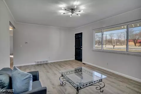 Living - 5042 E Stanley, Flint, MI 48506 photo 1 of 3