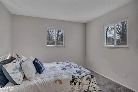 Bedroom - 5042 E Stanley, Flint, MI 48506 photo 3 of 5