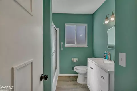 Bath - 5042 E Stanley, Flint, MI 48506 photo 1 of 2