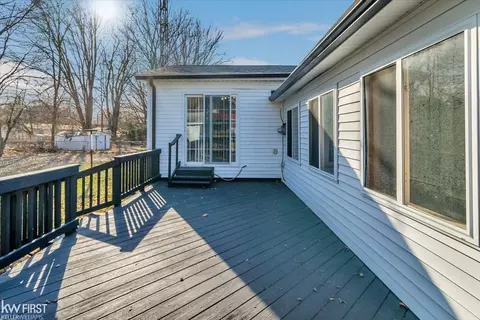 Exterior - 5042 E Stanley, Flint, MI 48506 photo 7 of 10