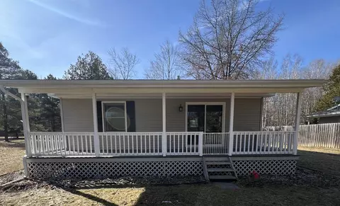 1072 Rock Trl, Beaverton, MI 48612