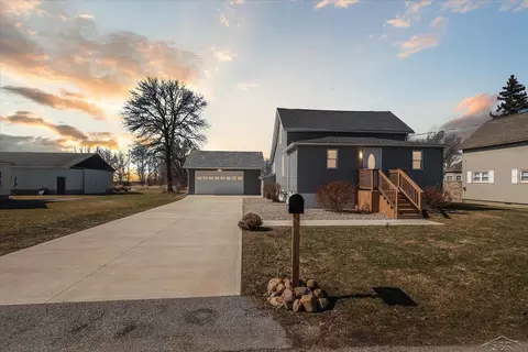 8 S Miller, Sebewaing, MI 48759