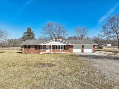 13211 Abel, Clinton, MI 49236