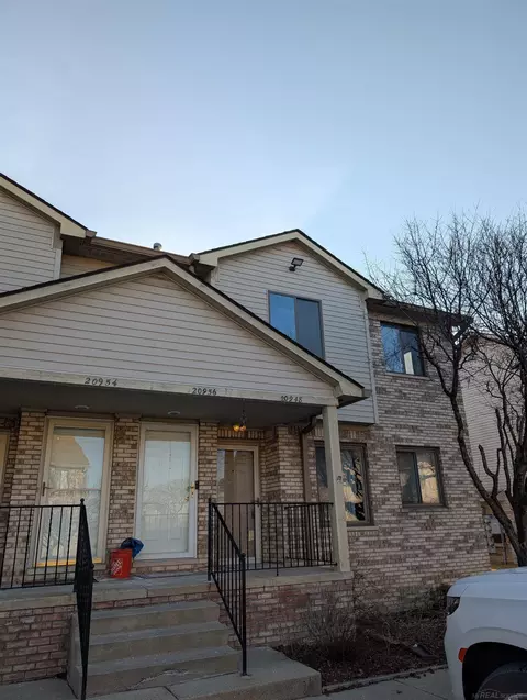 20948 Flora #20, Roseville, MI 48066