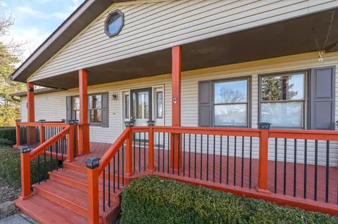 5395 Bethuy, Casco, MI 48064 photo 2