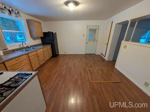 4664 Main Street, Vulcan, MI 49892 photo 11