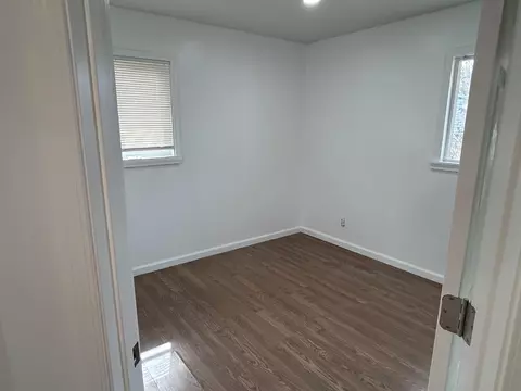 3210 Cherokee, Flint, MI 48507 photo 8