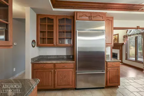 Kitchen - 47238 Blue Jay, Macomb, MI 48044 photo 4 of 5