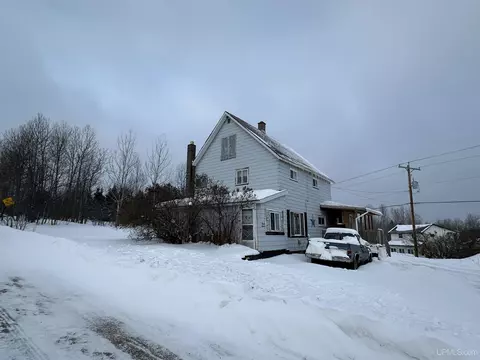 1216 S S Pne, Ishpeming, MI 49849 photo 4