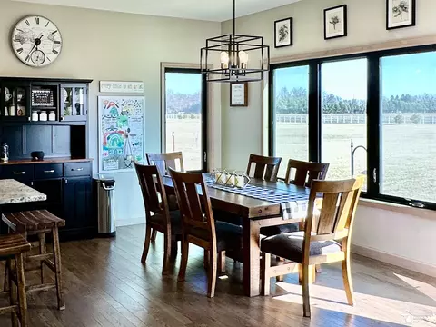 Dining - 10430 Jackman, Temperance, MI 48182 photo 1 of 2