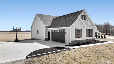 Exterior - 10430 Jackman, Temperance, MI 48182 photo 5 of 10