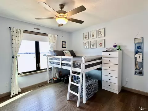 Bedroom - 10430 Jackman, Temperance, MI 48182 photo 4 of 4