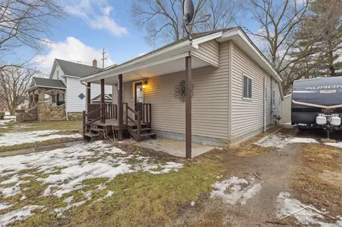 526 Cedar, Breckenridge, MI 48615