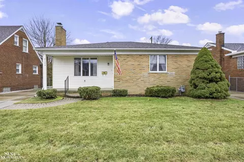 21306 Brierstone, Harper Woods, MI 48225