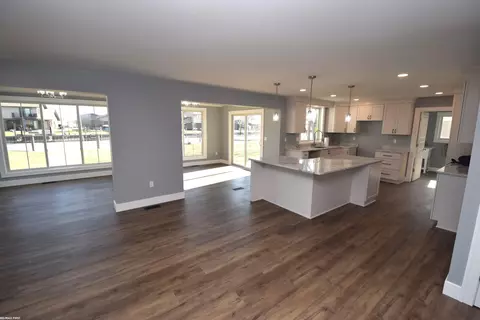 7327 Riverside, Algonac, MI 48001 photo 23