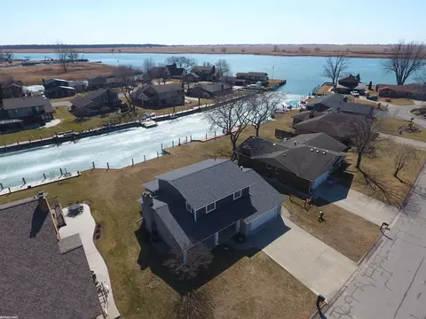 7327 Riverside, Algonac, MI 48001 photo 2