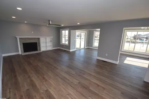 7327 Riverside, Algonac, MI 48001 photo 24