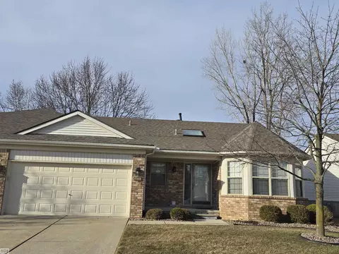 17113 Westgrove, Macomb, MI 48042