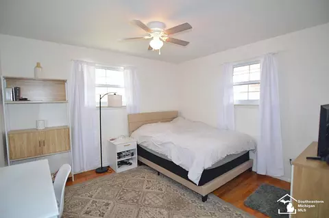 Bedroom - 160 Donnalee, Monroe, MI 48162 photo 1 of 2